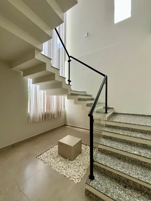 Foto 2 de Casa de Condomínio com 3 quartos à venda, 220m2 em Colinas de Parnaíba I, Santana De Parnaiba - SP