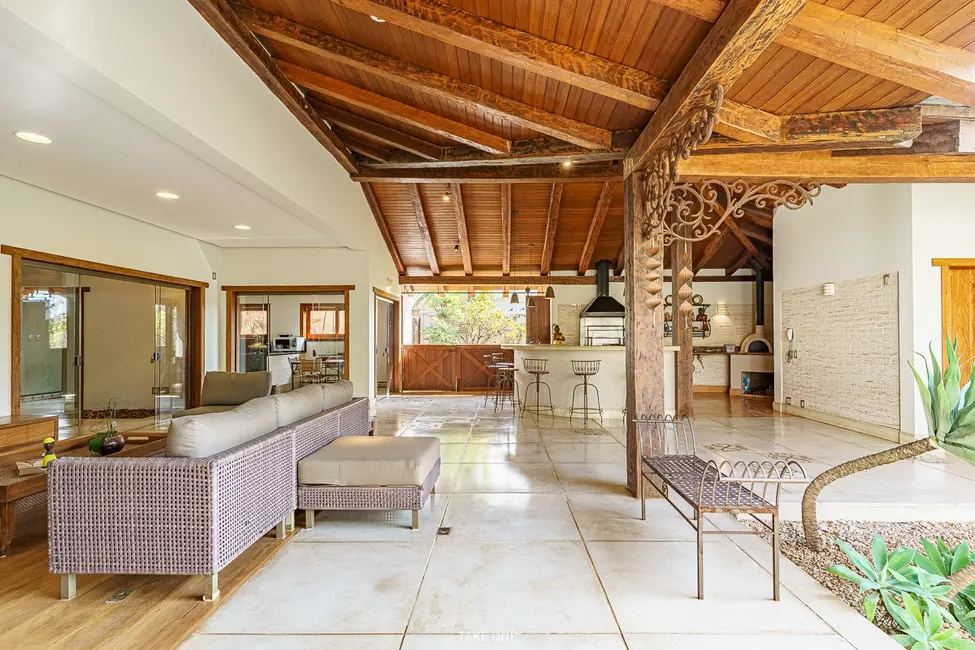 Casa de Condomínio com 4 quartos à venda, 541m2 em Valinhos - SP - imagem 5 Foto 5 de Casa de Condomínio com 4 quartos à venda, 541m2 em Valinhos - SP