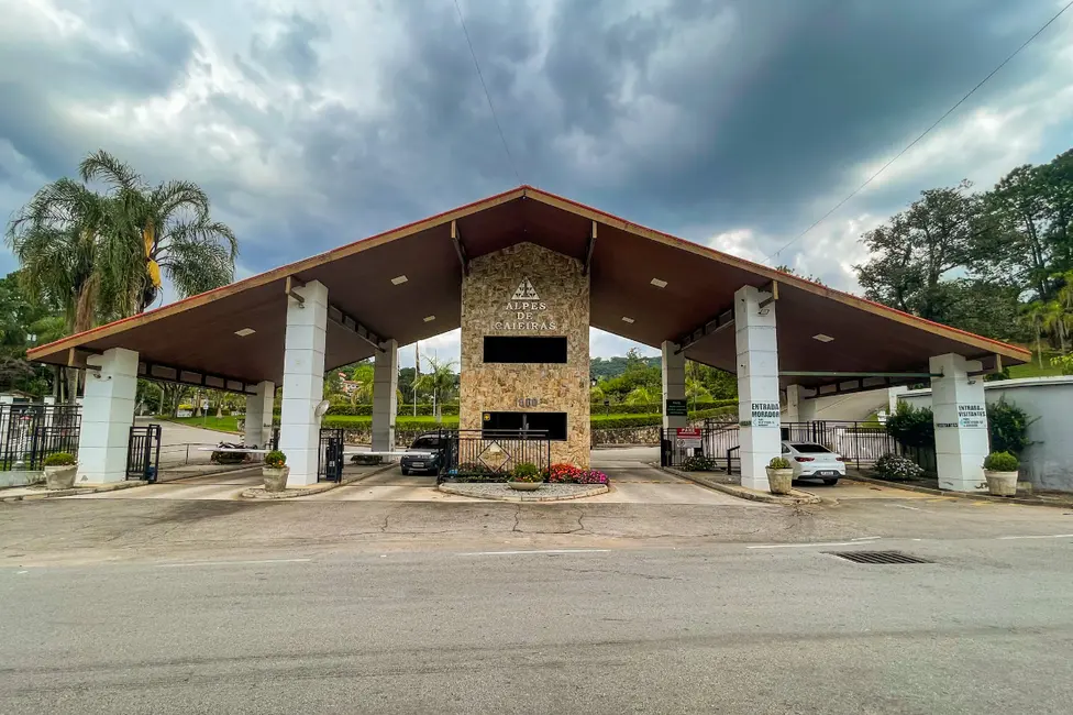 Foto 3 de Casa de Condomínio com 5 quartos à venda, 528m2 em Alpes de Caieiras, Caieiras - SP