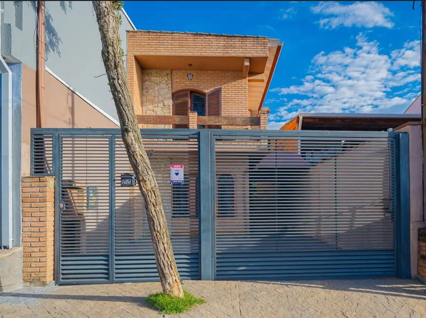 Foto 1 de Casa com 3 quartos à venda, 216m2 em Osasco - SP