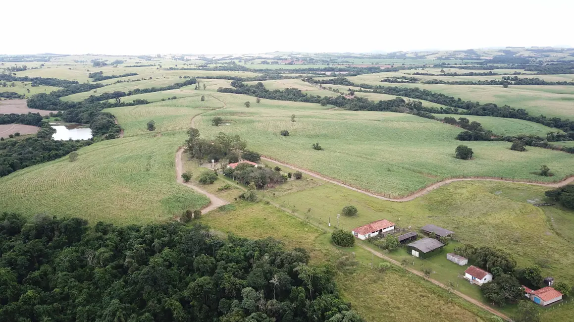 Foto 2 de Terreno / Lote à venda em Área Rural de Itapetininga, Itapetininga - SP