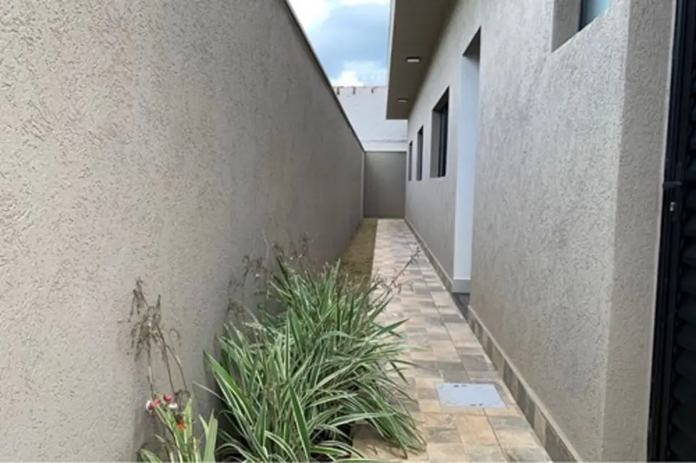 Casa com 3 quartos à venda, 185m2 em Ribeirao Preto - SP - imagem 3 Foto 3 de Casa com 3 quartos à venda, 185m2 em Ribeirao Preto - SP