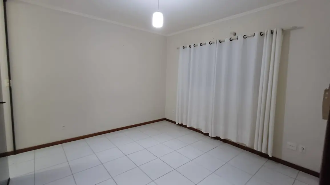 Casa com 3 quartos à venda, 114m2 em Parque Sagrada Família, Rondonopolis - MT - imagem 3 Foto 3 de Casa com 3 quartos à venda, 114m2 em Parque Sagrada Família, Rondonopolis - MT