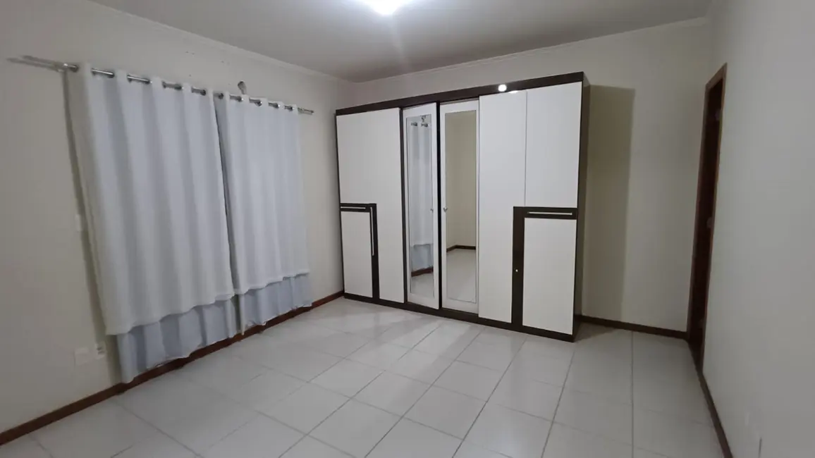Casa com 3 quartos à venda, 114m2 em Parque Sagrada Família, Rondonopolis - MT - imagem 4 Foto 4 de Casa com 3 quartos à venda, 114m2 em Parque Sagrada Família, Rondonopolis - MT