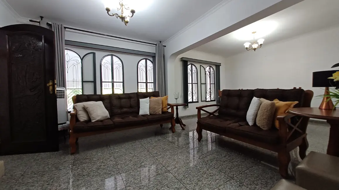 Sobrado com 4 quartos à venda, 256m2 em Vila Gilda, Santo Andre - SP - imagem 6 Foto 6 de Sobrado com 4 quartos à venda, 256m2 em Vila Gilda, Santo Andre - SP