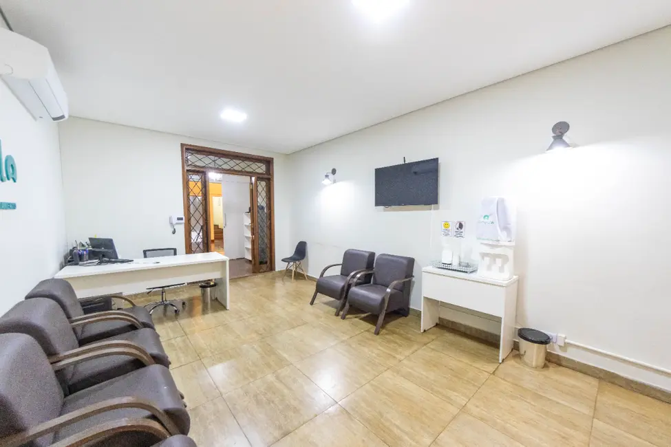 Foto 1 de Sobrado com 4 quartos à venda, 411m2 em Sorocabano, Jaboticabal - SP