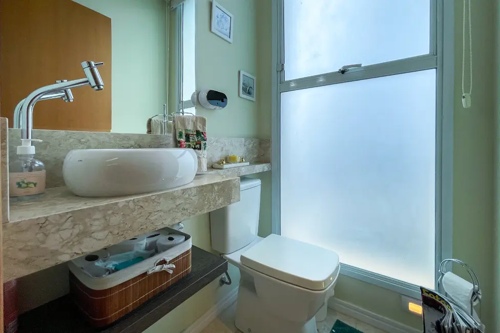 Foto 6 de Sobrado com 3 quartos à venda, 243m2 em Cajamar - SP