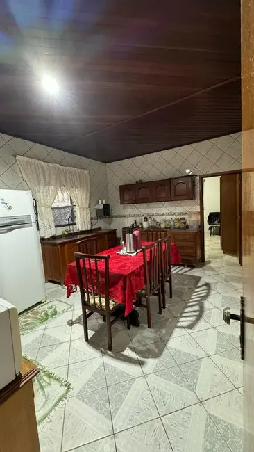 Casa com 3 quartos à venda, 330m2 em Vila Adriana, Rondonopolis - MT - imagem 5 Foto 5 de Casa com 3 quartos à venda, 330m2 em Vila Adriana, Rondonopolis - MT