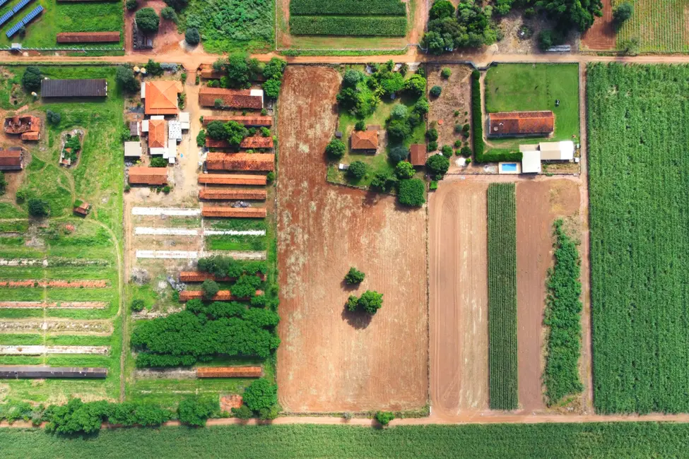 Foto 3 de Apartamento à venda, 15000m2 em Guatapara - SP