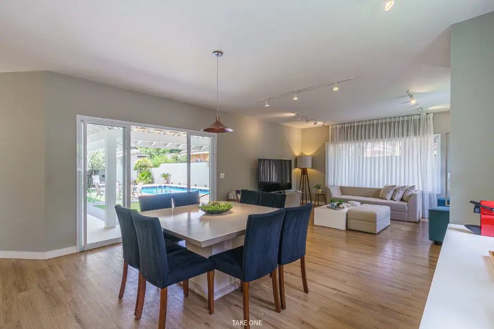 Foto 6 de Casa de Condomínio com 4 quartos à venda, 270m2 em Vinhedo - SP