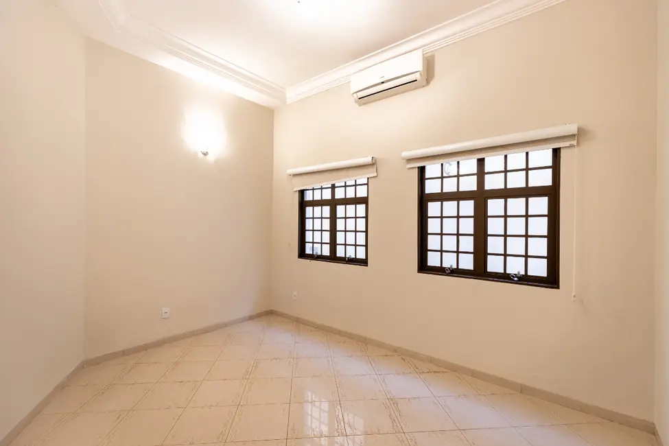 Foto 9 de Casa com 5 quartos à venda, 360m2 em Ribeirânia, Ribeirao Preto - SP