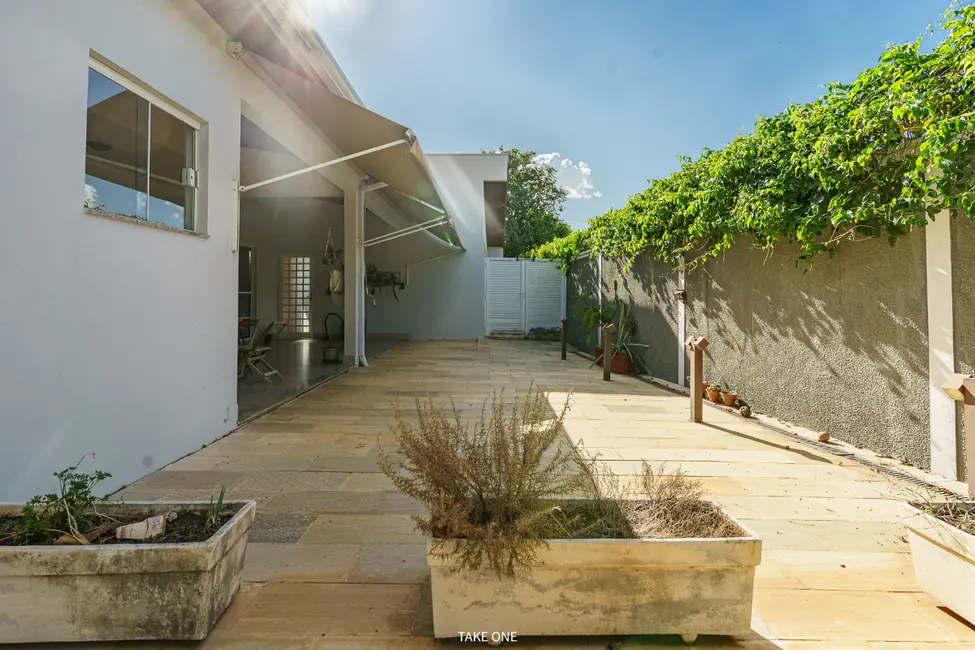 Foto 3 de Casa com 2 quartos à venda, 202m2 em Bosque das Palmeiras, Campinas - SP