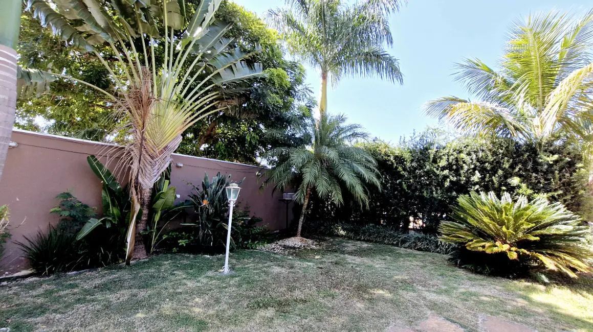 Casa com 4 quartos à venda, 285m2 em Vila Mazzei, Itapetininga - SP - imagem 3 Foto 3 de Casa com 4 quartos à venda, 285m2 em Vila Mazzei, Itapetininga - SP