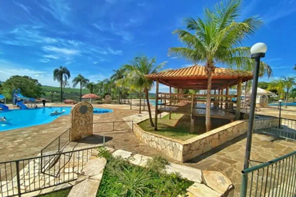 Foto 15 de Terreno / Lote à venda em Centro, Cajuru - SP