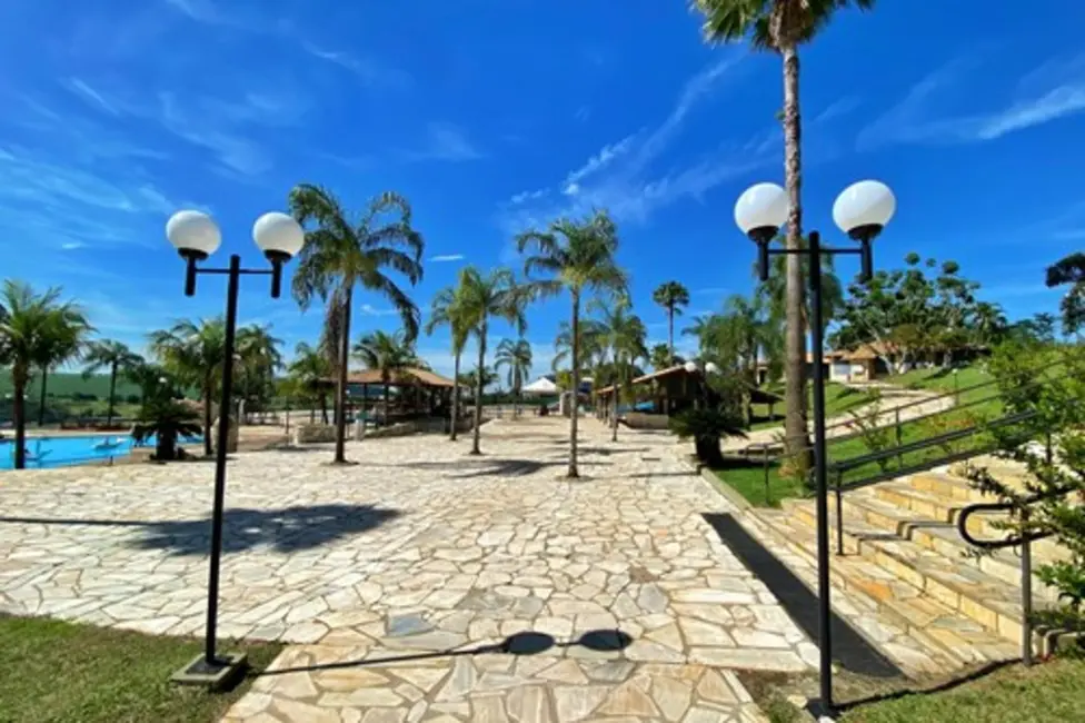 Foto 10 de Terreno / Lote à venda em Centro, Cajuru - SP