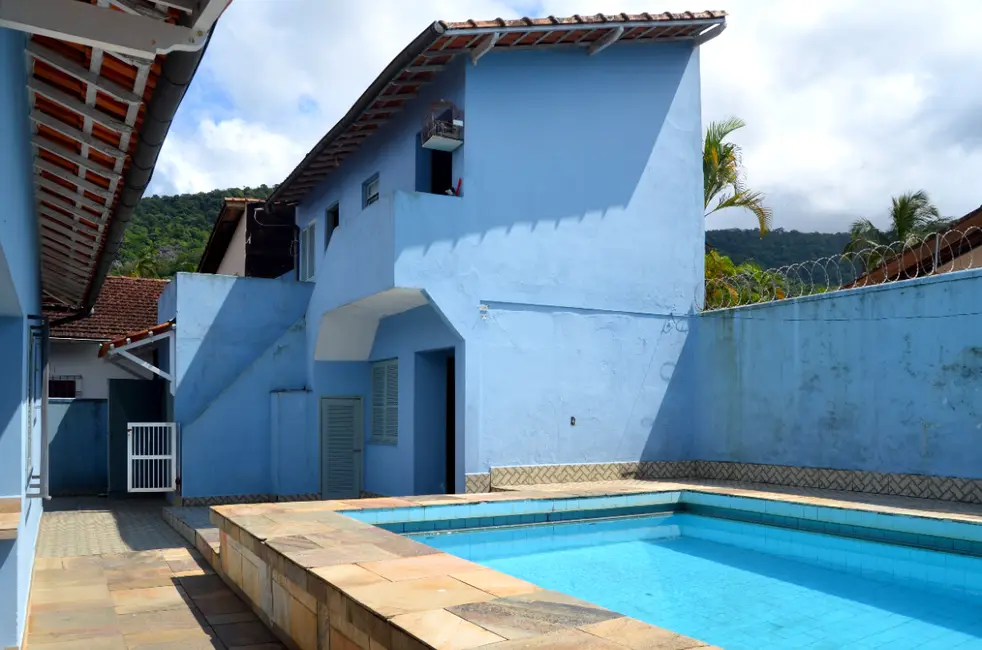 Foto 8 de Casa com 3 quartos à venda, 242m2 em Solemar, Praia Grande - SP