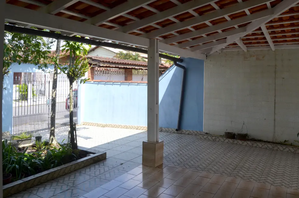 Foto 2 de Casa com 3 quartos à venda, 242m2 em Solemar, Praia Grande - SP