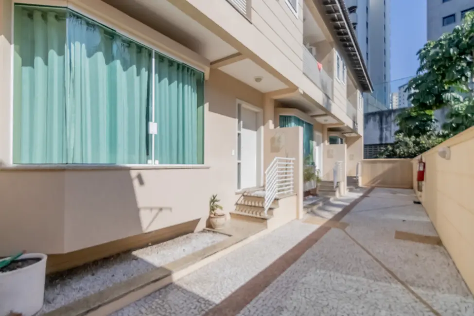 Casa de Condomínio com 4 quartos à venda, 251m2 em Vila Floresta, Santo Andre - SP - imagem 2 Foto 2 de Casa de Condomínio com 4 quartos à venda, 251m2 em Vila Floresta, Santo Andre - SP