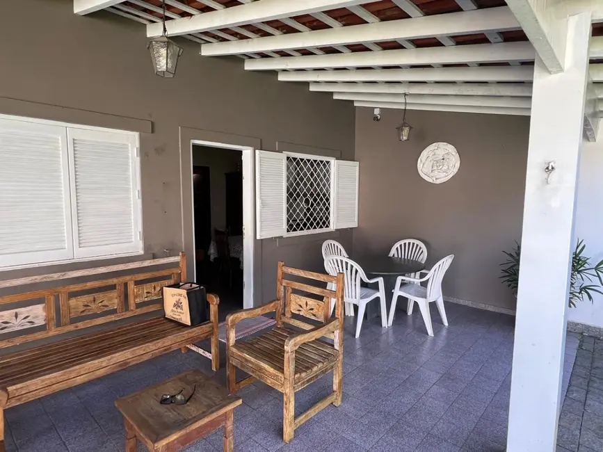 Foto 6 de Casa com 5 quartos à venda, 236m2 em Sao Sebastiao - SP