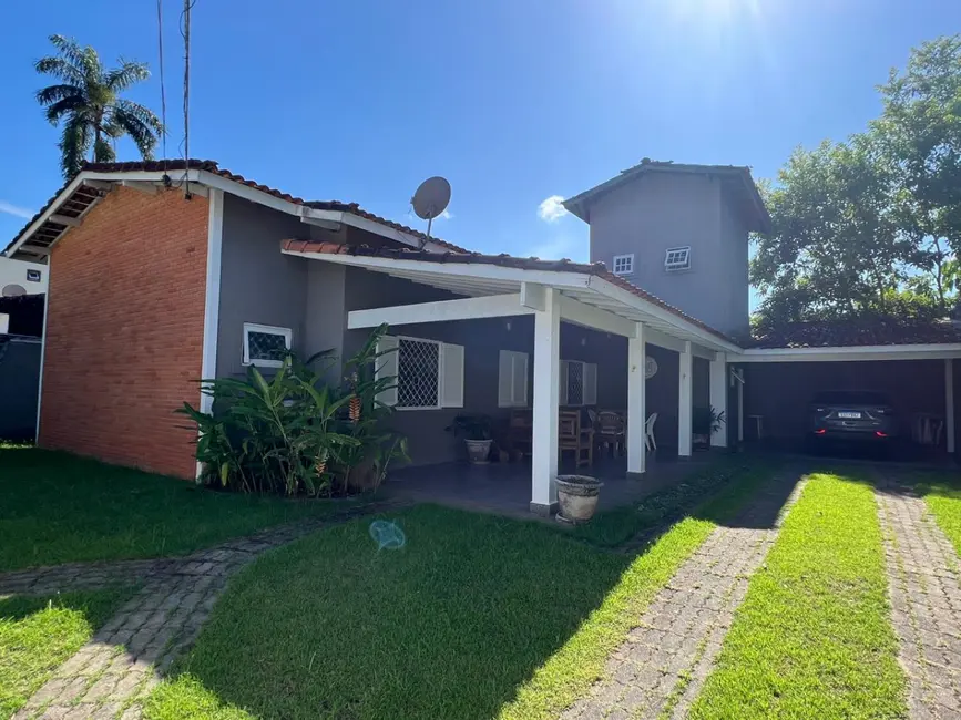 Foto 1 de Casa com 5 quartos à venda, 236m2 em Sao Sebastiao - SP