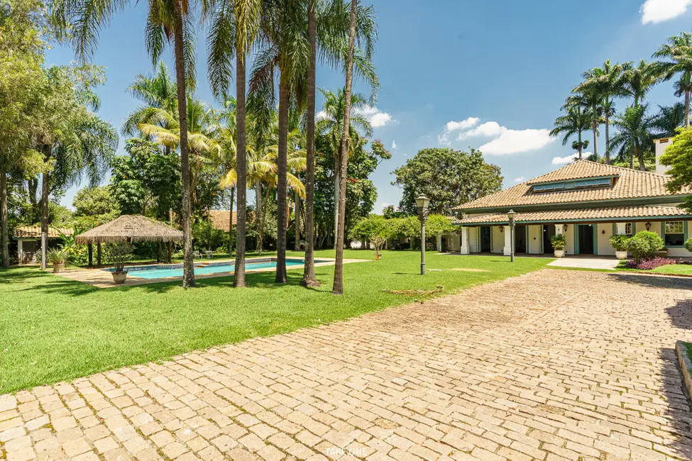 Casa de Condomínio com 5 quartos à venda, 1130m2 em Campinas - SP - imagem 2 Foto 2 de Casa de Condomínio com 5 quartos à venda, 1130m2 em Campinas - SP