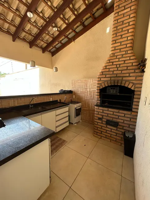 Casa com 5 quartos à venda, 300m2 em Jardim Tropical, Rondonopolis - MT - imagem 6 Foto 6 de Casa com 5 quartos à venda, 300m2 em Jardim Tropical, Rondonopolis - MT