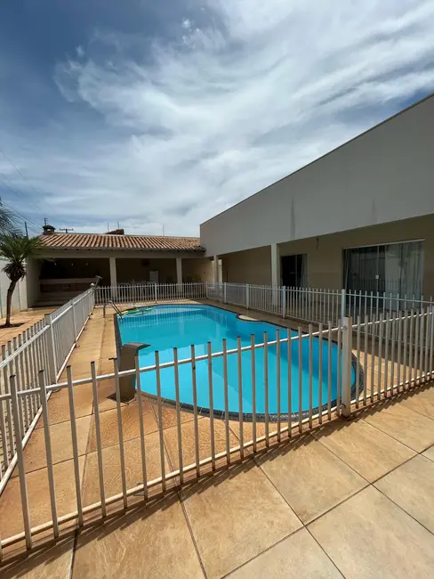 Casa com 5 quartos à venda, 300m2 em Jardim Tropical, Rondonopolis - MT - imagem 7 Foto 7 de Casa com 5 quartos à venda, 300m2 em Jardim Tropical, Rondonopolis - MT