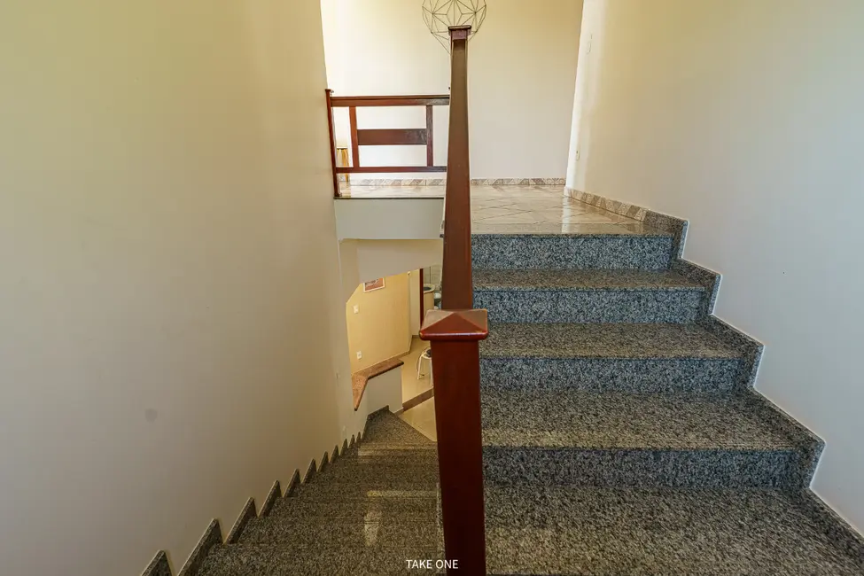 Sobrado com 3 quartos à venda, 287m2 em Jardim do Sol, Campinas - SP - imagem 7 Foto 7 de Sobrado com 3 quartos à venda, 287m2 em Jardim do Sol, Campinas - SP