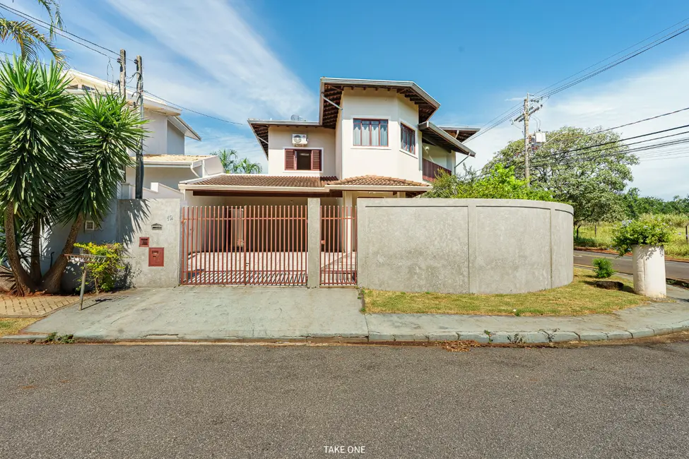 Sobrado com 3 quartos à venda, 287m2 em Jardim do Sol, Campinas - SP - imagem 3 Foto 3 de Sobrado com 3 quartos à venda, 287m2 em Jardim do Sol, Campinas - SP
