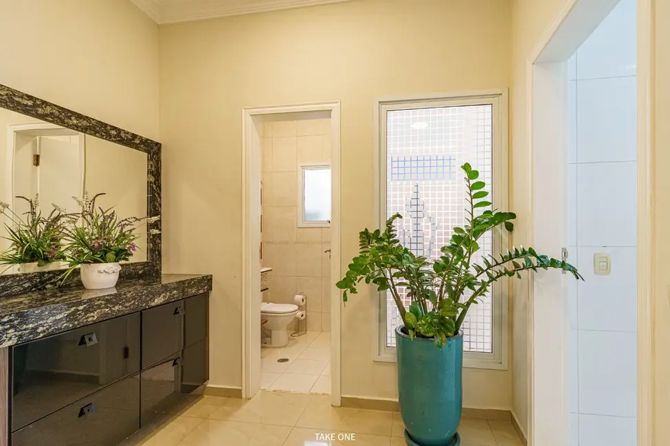 Foto 3 de Casa de Condomínio com 3 quartos à venda, 235m2 em Vinhedo - SP