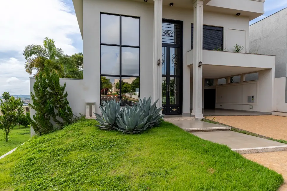 Casa de Condomínio com 3 quartos à venda, 393m2 em Vila do Golf, Ribeirao Preto - SP - imagem 3 Foto 3 de Casa de Condomínio com 3 quartos à venda, 393m2 em Vila do Golf, Ribeirao Preto - SP