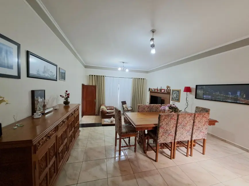 Foto 1 de Casa com 3 quartos à venda, 211m2 em Nova Ribeirânia, Ribeirao Preto - SP