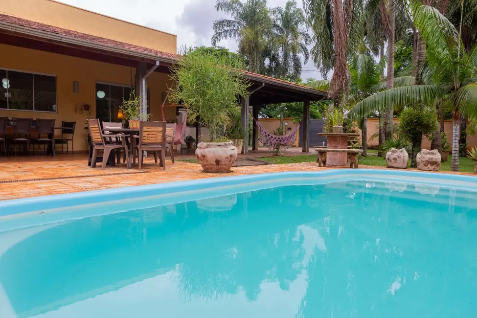 Foto 8 de Casa com 4 quartos à venda, 348m2 em Jardim Morumbi, Jaboticabal - SP