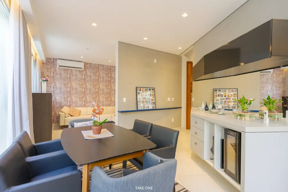 Casa de Condomínio com 3 quartos à venda, 137m2 em Bairro das Palmeiras, Campinas - SP - imagem 3 Foto 3 de Casa de Condomínio com 3 quartos à venda, 137m2 em Bairro das Palmeiras, Campinas - SP