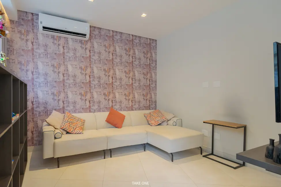 Foto 2 de Casa de Condomínio com 3 quartos à venda, 137m2 em Bairro das Palmeiras, Campinas - SP