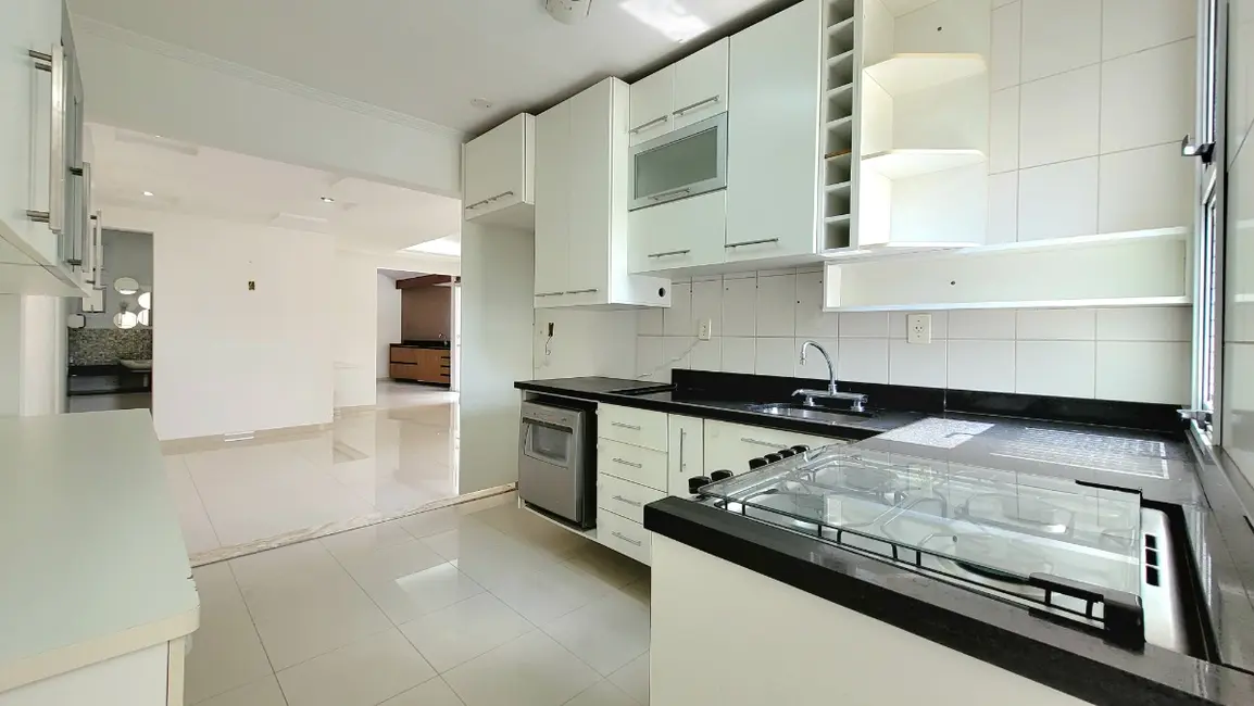 Foto 3 de Casa de Condomínio com 3 quartos à venda, 264m2 em Jordanópolis, Sao Bernardo Do Campo - SP