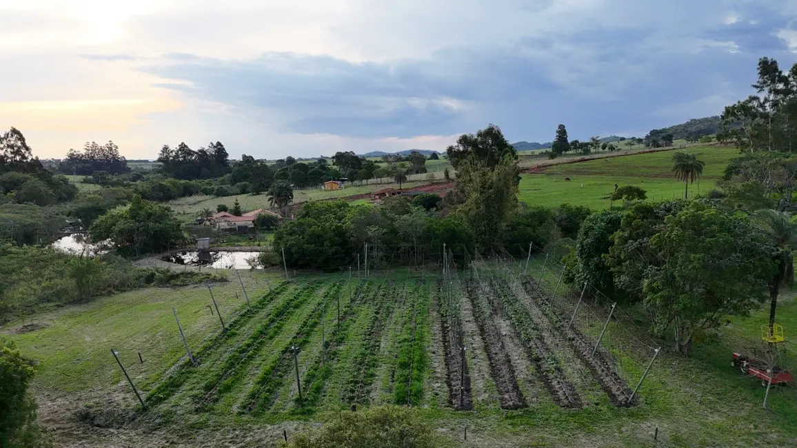 Foto 5 de Apartamento à venda em Cajuru - SP
