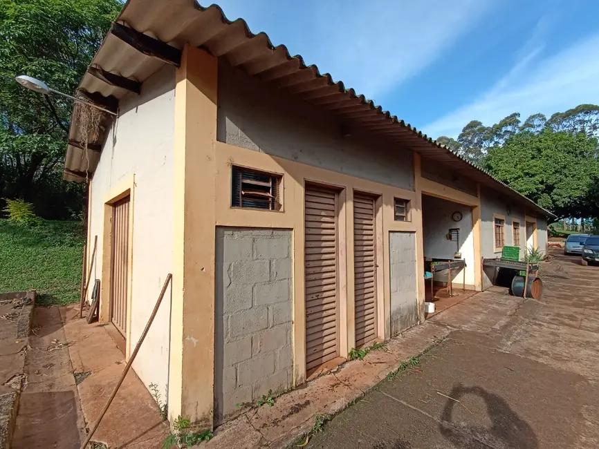 Foto 31 de Apartamento à venda em Cajuru - SP