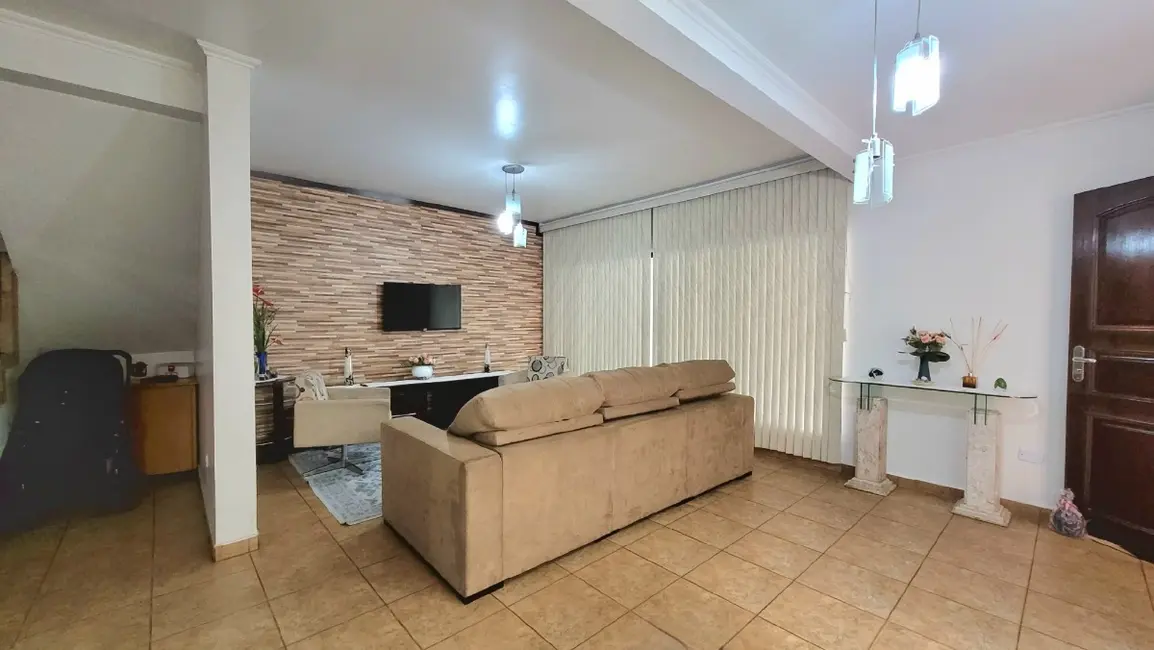 Sobrado com 3 quartos à venda, 264m2 em Parque Terra Nova II, Sao Bernardo Do Campo - SP - imagem 7 Foto 7 de Sobrado com 3 quartos à venda, 264m2 em Parque Terra Nova II, Sao Bernardo Do Campo - SP