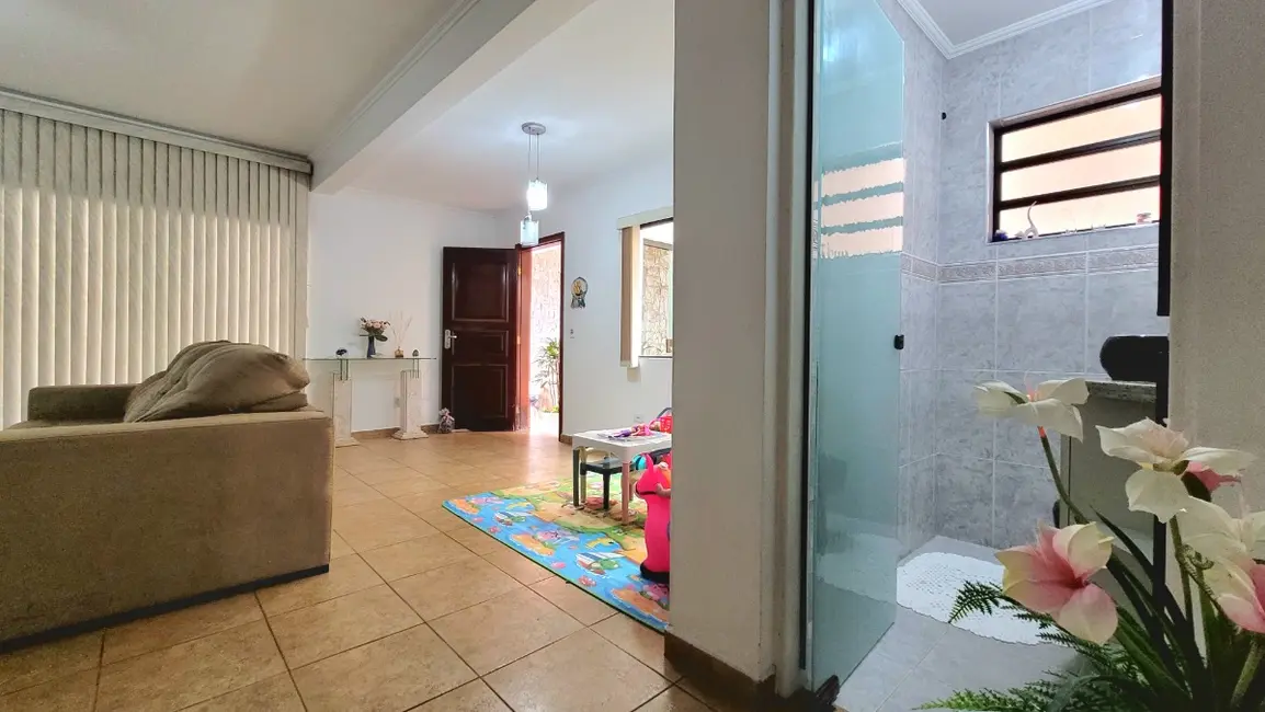 Sobrado com 3 quartos à venda, 264m2 em Parque Terra Nova II, Sao Bernardo Do Campo - SP - imagem 9 Foto 9 de Sobrado com 3 quartos à venda, 264m2 em Parque Terra Nova II, Sao Bernardo Do Campo - SP