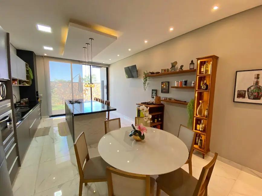 Casa de Condomínio com 3 quartos à venda, 155m2 em Ribeirao Preto - SP - imagem 5 Foto 5 de Casa de Condomínio com 3 quartos à venda, 155m2 em Ribeirao Preto - SP