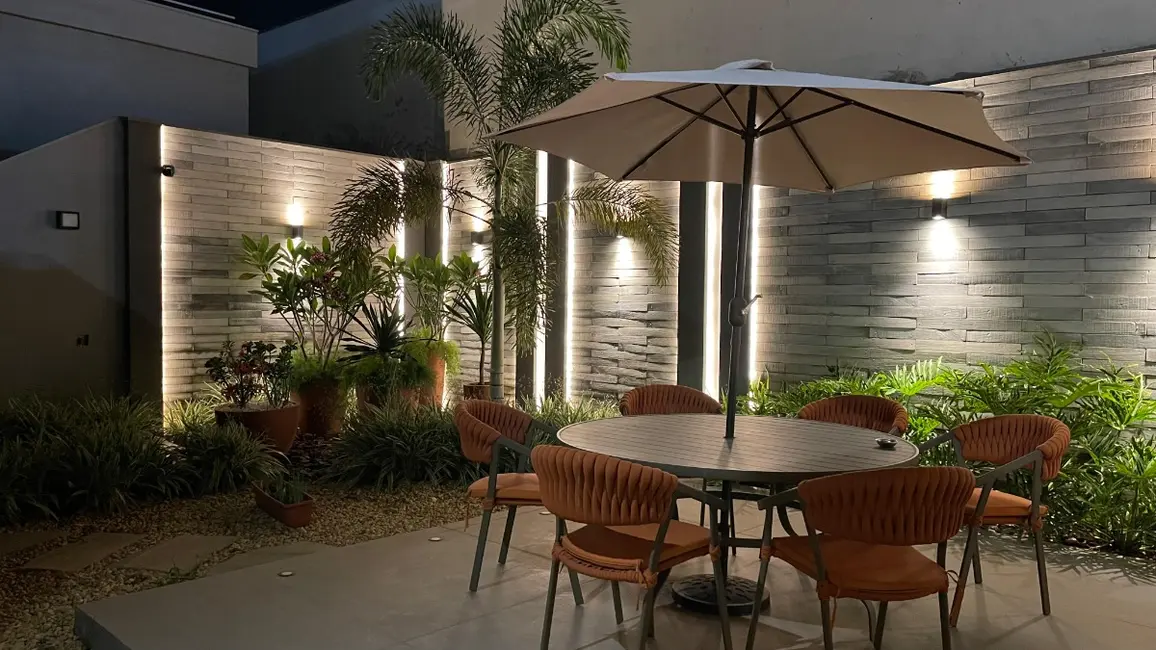 Foto 6 de Casa de Condomínio com 3 quartos à venda, 273m2 em Rondonopolis - MT