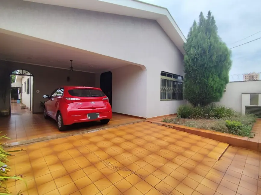 Foto 1 de Casa com 4 quartos à venda, 289m2 em Presidente Médici, Ribeirao Preto - SP