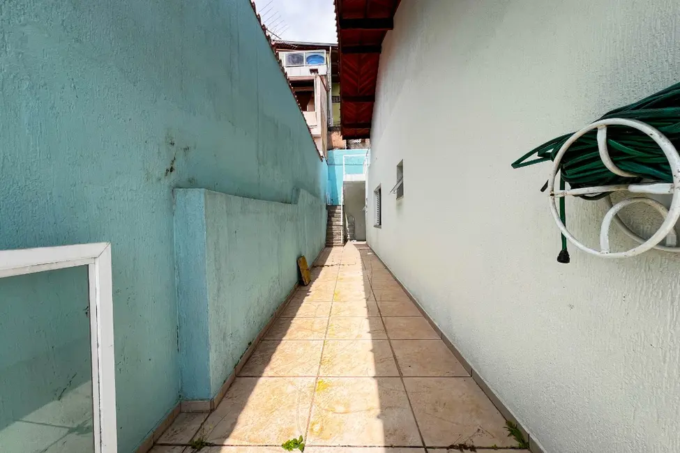 Foto 6 de Casa de Vila com 2 quartos à venda, 111m2 em Santa Luzia, Ribeirao Pires - SP