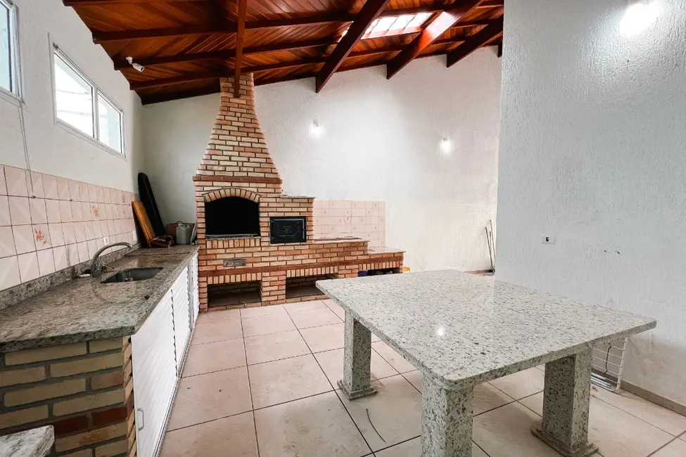 Foto 8 de Casa de Vila com 2 quartos à venda, 111m2 em Santa Luzia, Ribeirao Pires - SP