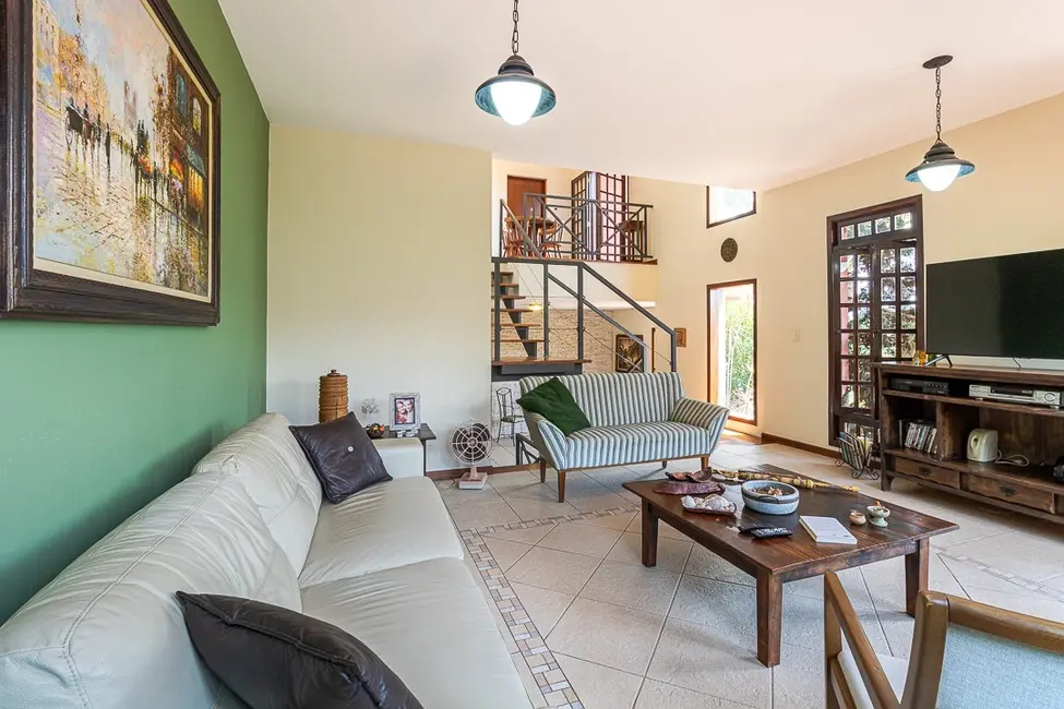 Foto 4 de Casa de Condomínio com 4 quartos à venda, 291m2 em Jardim Indaiá, Embu Das Artes - SP