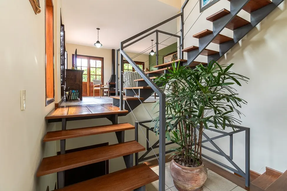 Foto 8 de Casa de Condomínio com 4 quartos à venda, 291m2 em Jardim Indaiá, Embu Das Artes - SP