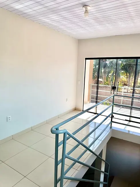 Sobrado com 3 quartos à venda, 250m2 em Vila Adriana, Rondonopolis - MT - imagem 3 Foto 3 de Sobrado com 3 quartos à venda, 250m2 em Vila Adriana, Rondonopolis - MT