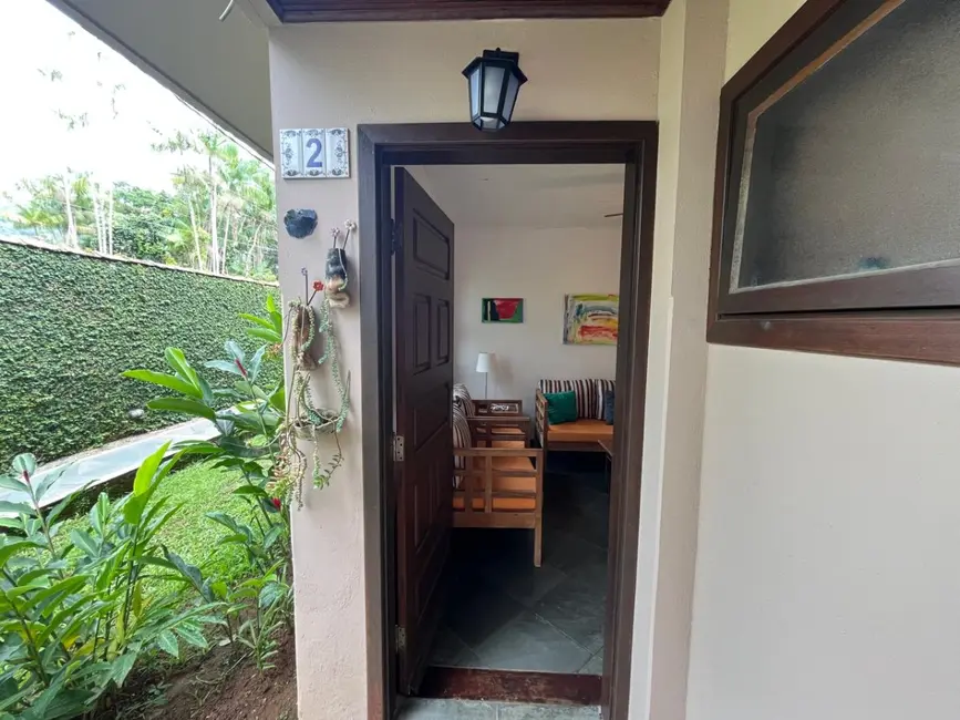 Foto 1 de Casa de Condomínio com 2 quartos à venda, 120m2 em Sao Sebastiao - SP