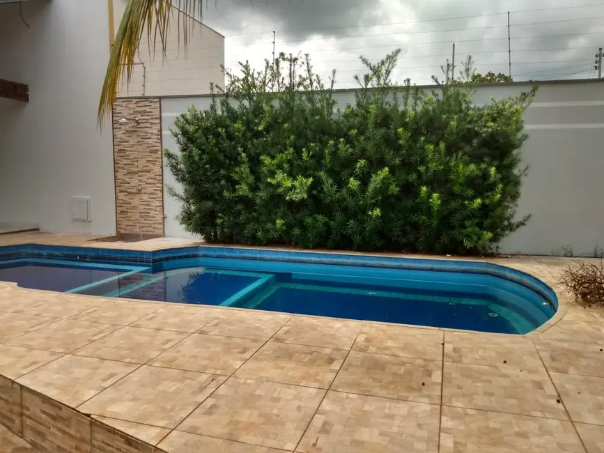 Sobrado com 3 quartos à venda, 209m2 em Parque Residencial Buriti, Rondonopolis - MT - imagem 5 Foto 5 de Sobrado com 3 quartos à venda, 209m2 em Parque Residencial Buriti, Rondonopolis - MT